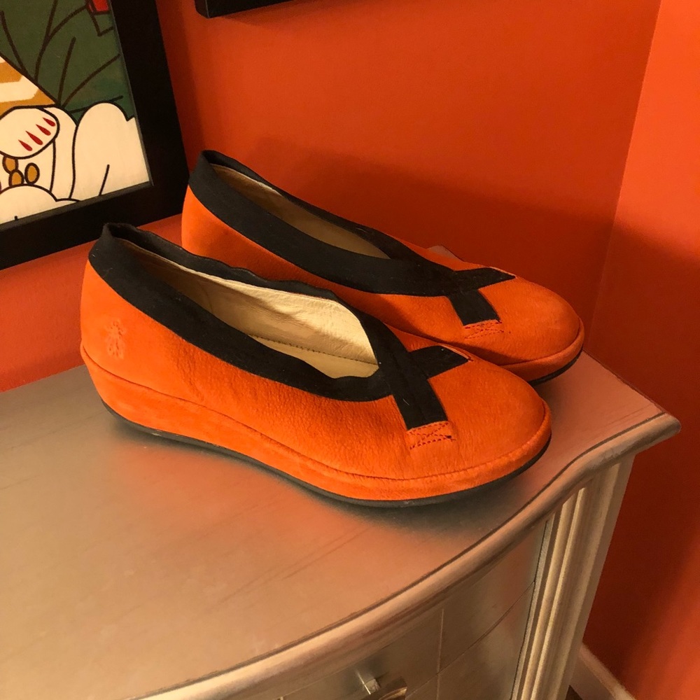 Fly London | size 39 (fits US 8.5/9)